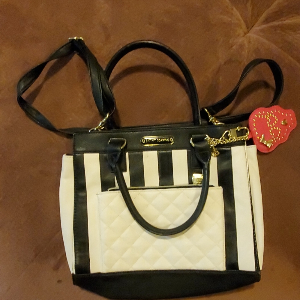 Darling medium betsey